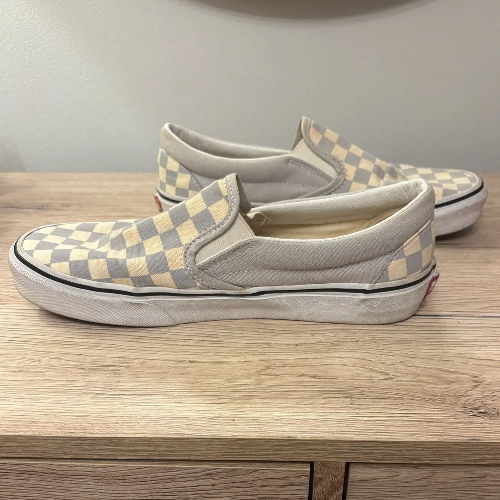 Gray Checkered Vans - Picture 5 of 6